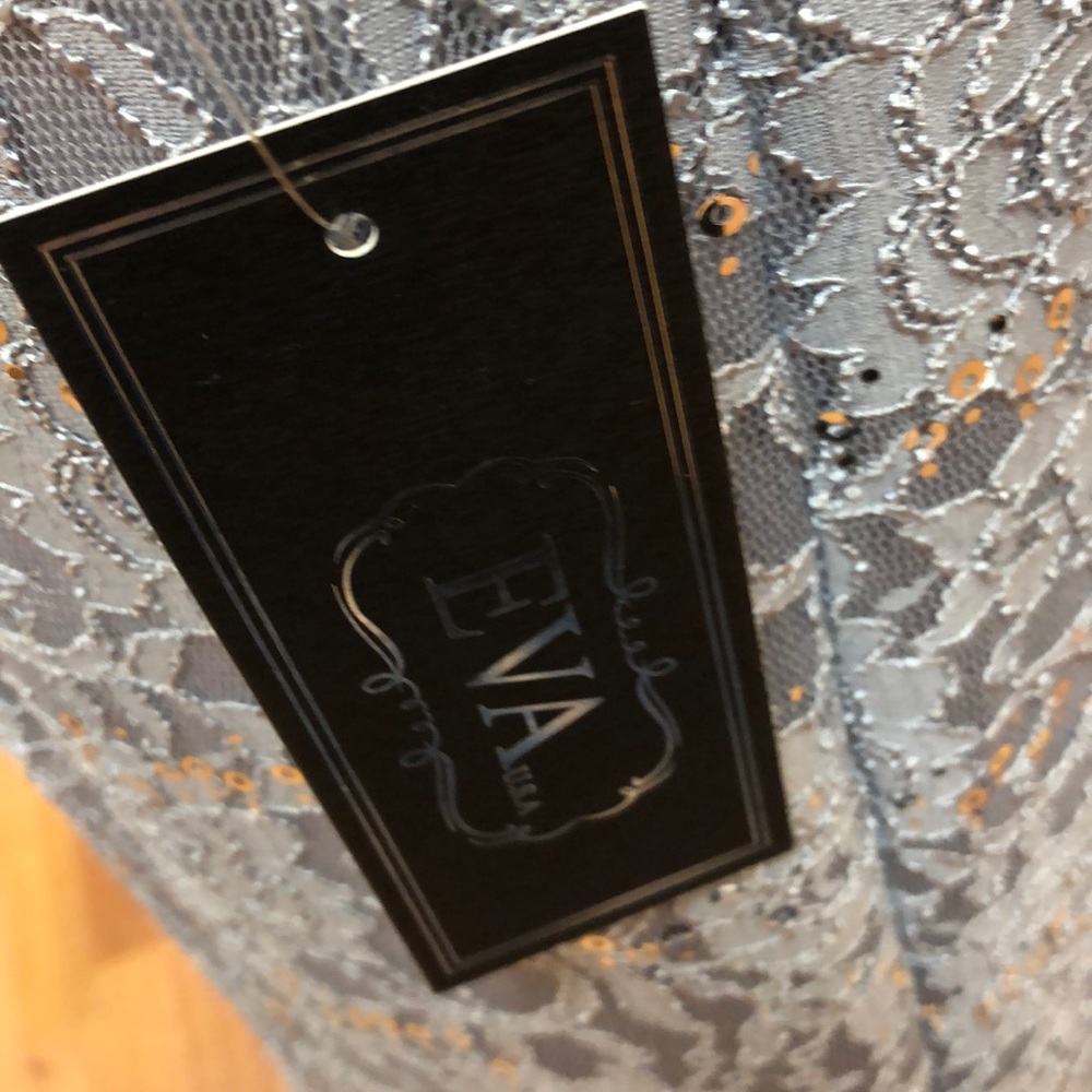 Grey special occasion dress with sequins - Picture 7 of 8